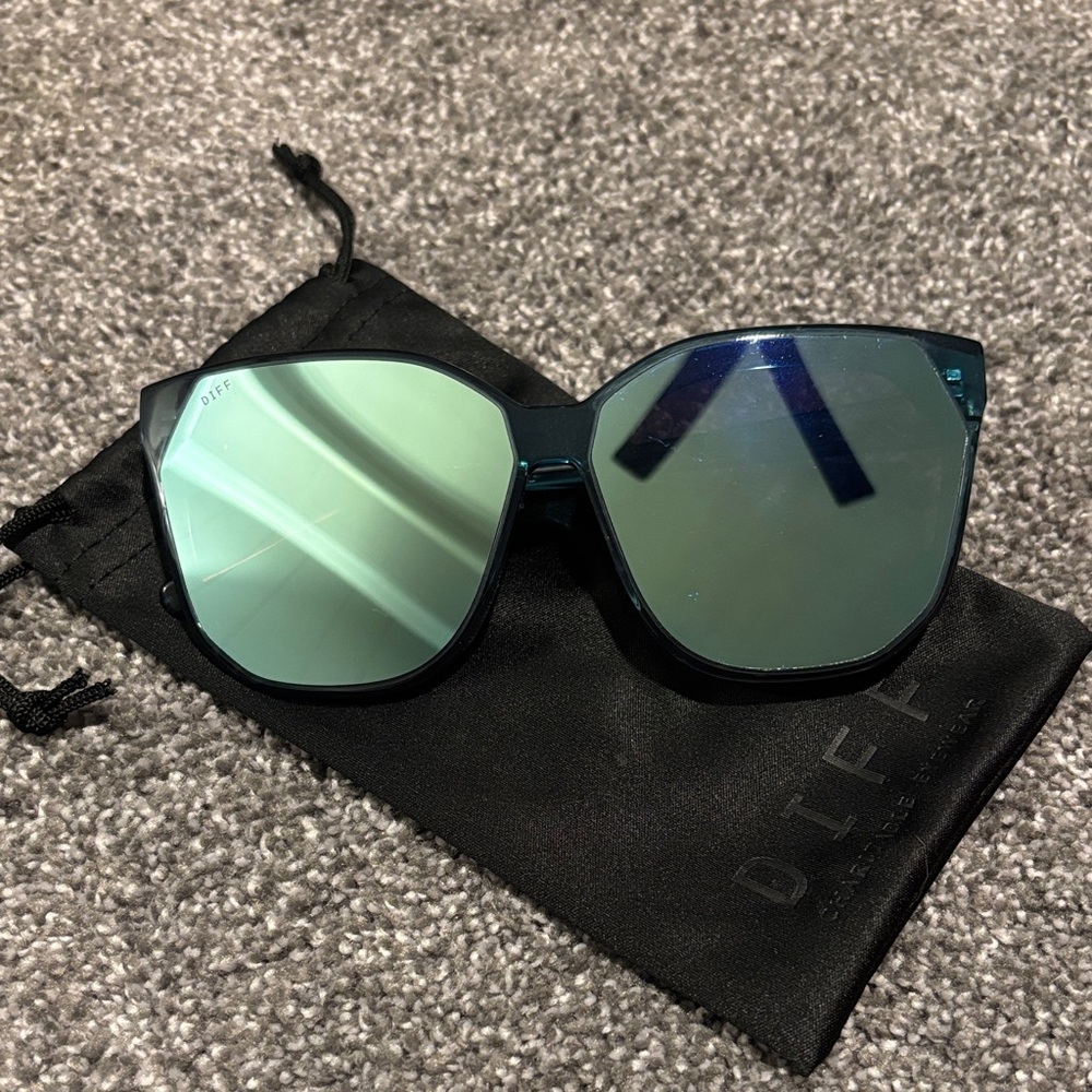 Diff Gia Blue Mirrored Sunglasses - image 1